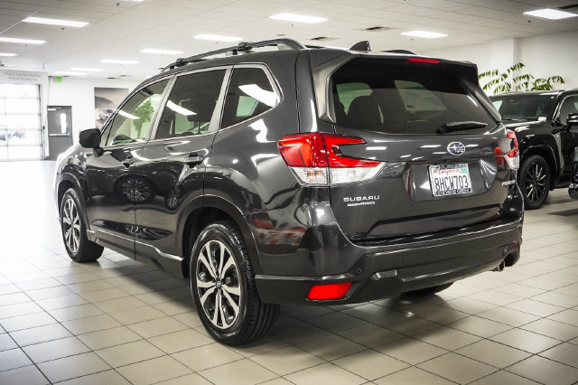 Used 2019 Subaru Forester Limited AWD/4WD image 8
