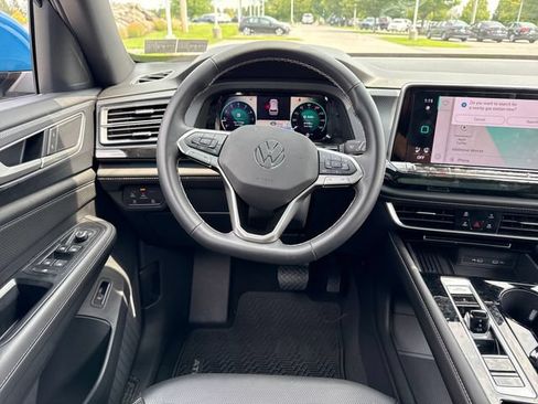 Used 2026 Volkswagen Atlas Cross Sport SEL AWD/4WD image 20