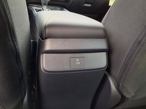New 2026 Nissan Sentra SV w/ SV Convenience Package FWD image 23