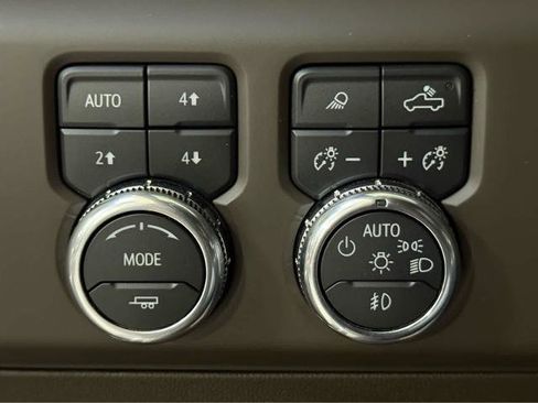 Used 2024 GMC Sierra 1500 Denali w/ Denali Reserve Package AWD/4WD image 27