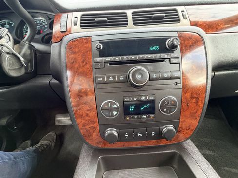 Used 2013 Chevrolet Tahoe LT AWD/4WD image 69