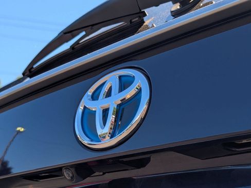 Used 2024 Toyota RAV4 Limited w/ Advanced Technology Package AWD/4WD image 34