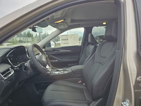 New 2026 INFINITI QX60 Luxe w/ Cargo Package image 25