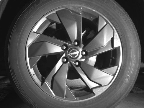 Used 2025 Nissan Rogue SV image 12