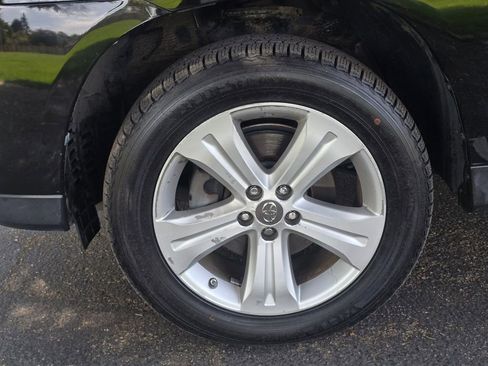 Used 2013 Toyota Highlander Limited AWD/4WD image 10