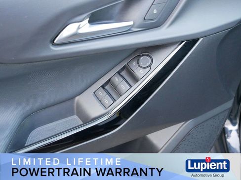 Used 2026 Chevrolet Equinox LT image 14