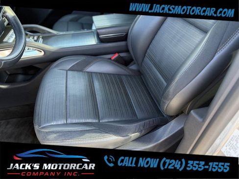 Used 2024 Lincoln Nautilus Reserve w/ Equipment Group 202A image 23