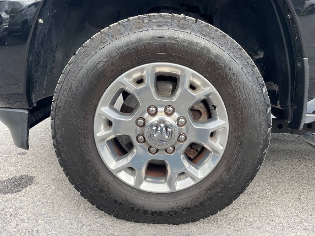Used 2023 RAM 2500 Laramie AWD/4WD image 32
