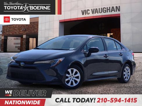 Certified 2025 Toyota Corolla LE FWD image 1