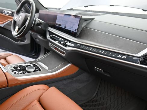 Used 2025 BMW X5 xDrive40i image 20