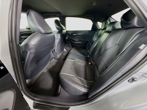 Used 2020 Toyota Avalon XSE image 25