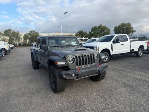 Used 2021 Jeep Gladiator Mojave AWD/4WD image 2