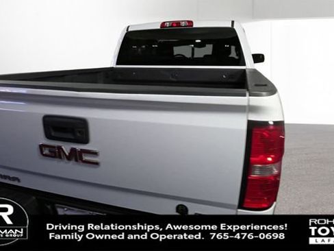 Used 2017 GMC Sierra 1500 SLE image 9