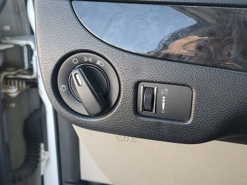 Used 2016 Dodge Grand Caravan SE w/ Quick Order Package 29E SE FWD image 18