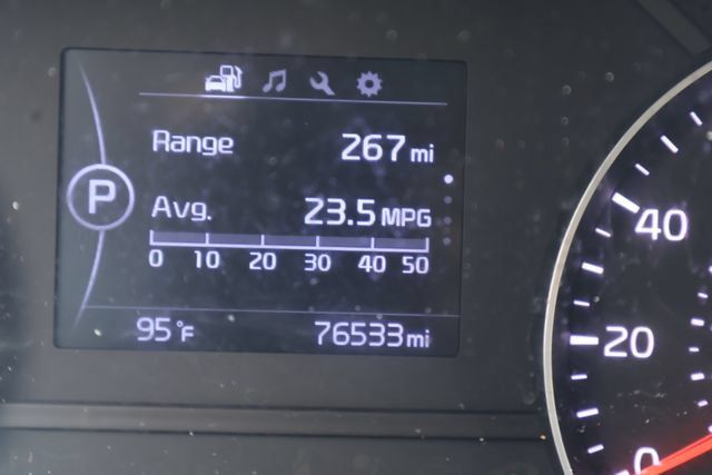 Used 2019 Kia Sportage LX FWD image 2