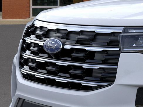 New 2026 Ford Explorer Active w/ Active Comfort Package image 17