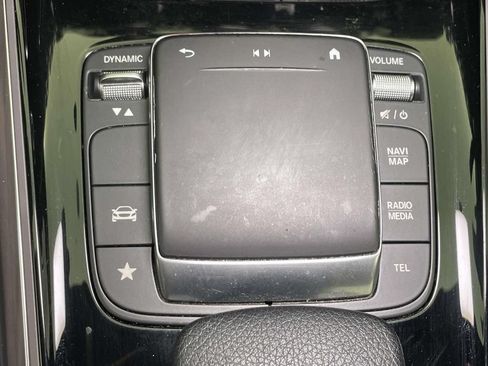Used 2021 Mercedes-Benz GLA 250 4MATIC image 24
