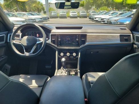 Certified 2023 Volkswagen Atlas Cross Sport SE AWD/4WD image 2
