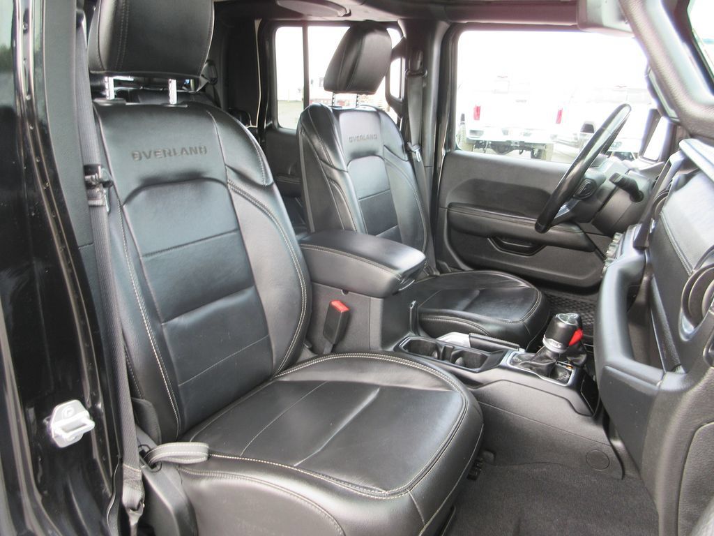 Used 2020 Jeep Gladiator Overland AWD/4WD image 21