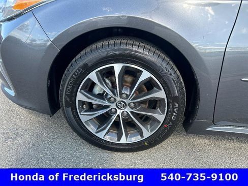 Used 2018 Toyota Avalon XLE Premium w/ All Weather Liner Package FWD image 31