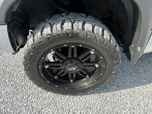 Used 2018 Toyota Tundra SR5 AWD/4WD image 7