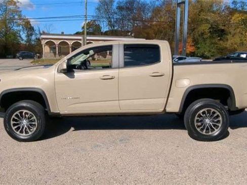 Used 2022 Chevrolet Colorado ZR2 image 5