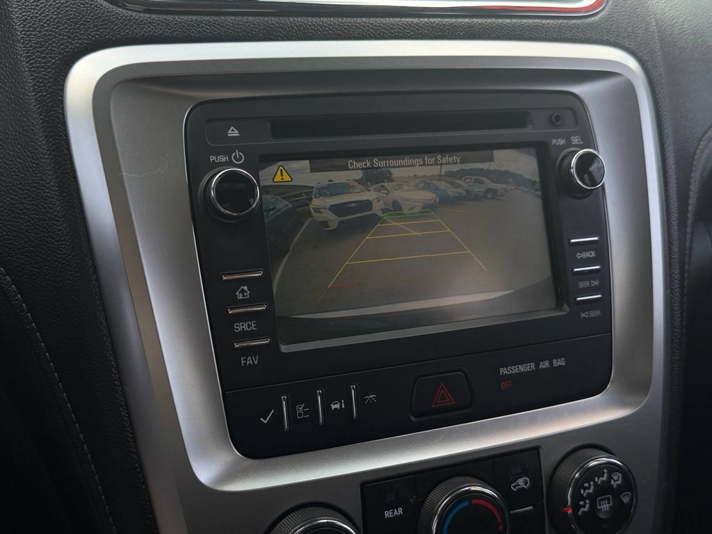 Used 2015 GMC Acadia SLE FWD image 26