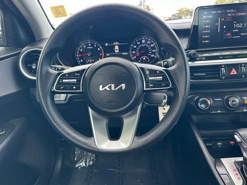 Used 2024 Kia Forte LXS image 16