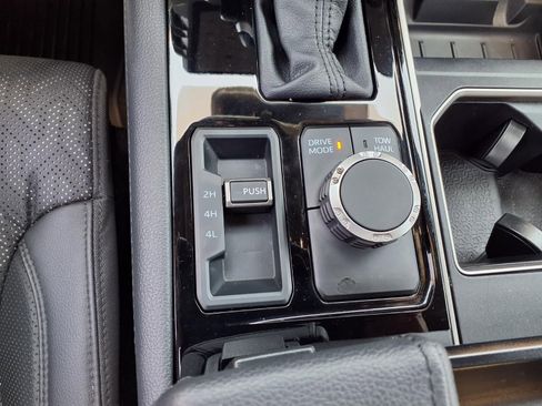 Certified 2025 Toyota Tundra Limited AWD/4WD image 13