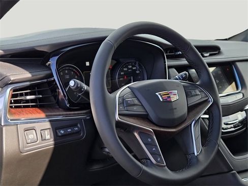 New 2026 Cadillac XT5 Premium Luxury w/ Driver Assist Package image 11
