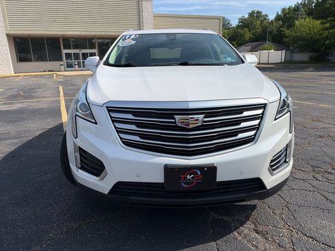 Used 2018 Cadillac XT5 Luxury w/ Driver Awareness Package AWD/4WD image 13