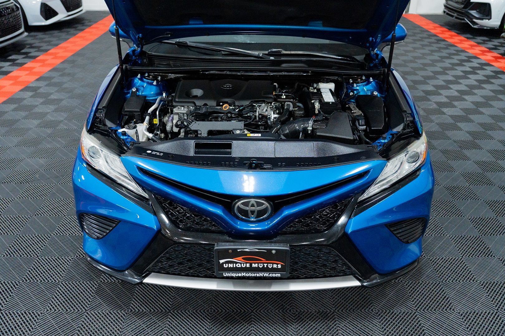 Used 2020 Toyota Camry XSE w/ Navigation Package FWD image 40