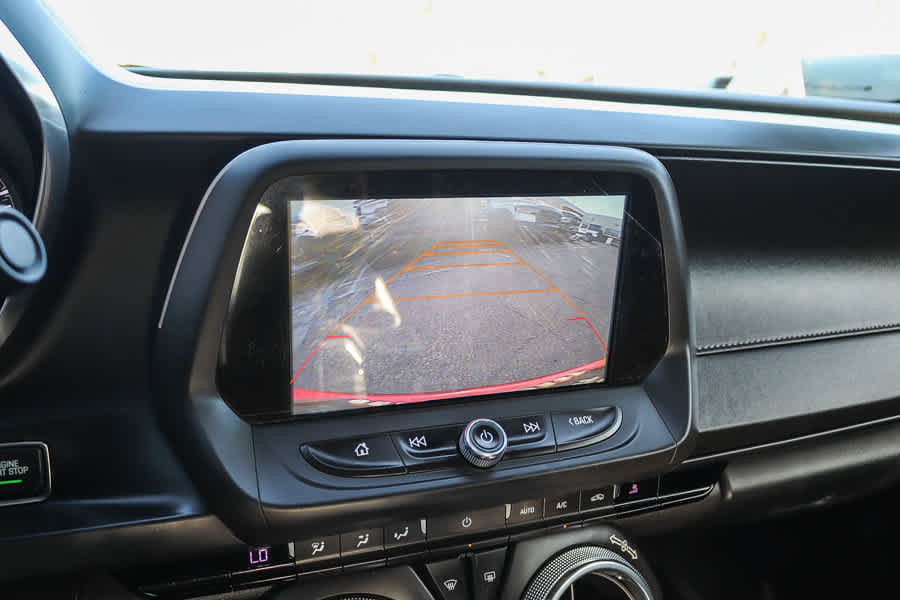 Used 2016 Chevrolet Camaro SS RWD image 24
