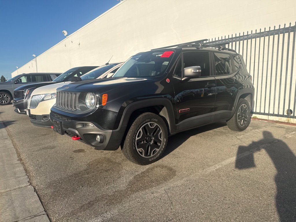 Used 2016 Jeep Renegade Trailhawk AWD/4WD image 1