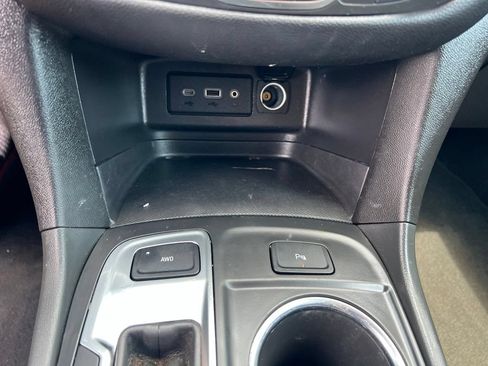 Used 2023 Chevrolet Equinox LT AWD/4WD image 36