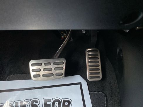 Certified 2025 Hyundai Elantra Sport image 23