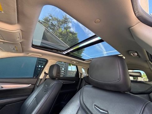 Used 2019 Cadillac XT5 Premium Luxury image 44