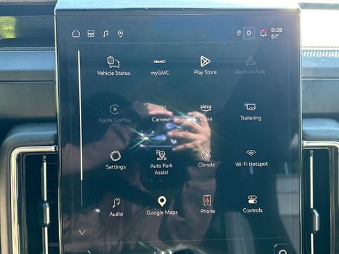 Used 2025 GMC Yukon XL Denali w/ Sun & Power Step Package AWD/4WD image 35
