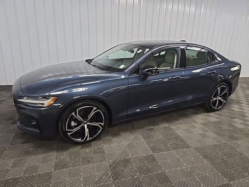 Used 2024 Volvo S60 B5 Plus w/ Climate Package AWD/4WD image 6