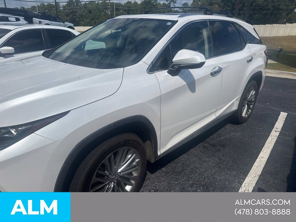 Used 2021 Lexus RX 350L Luxury w/ Accessory Package FWD image 2