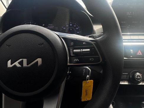 Used 2024 Kia Forte LXS FWD image 11