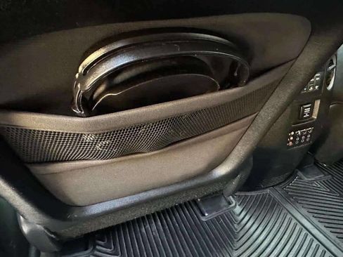 Used 2011 Honda Pilot Touring image 20