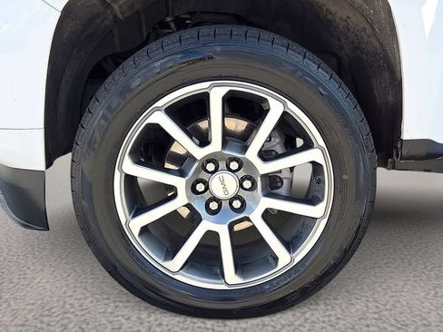 Used 2022 GMC Canyon Denali AWD/4WD image 9