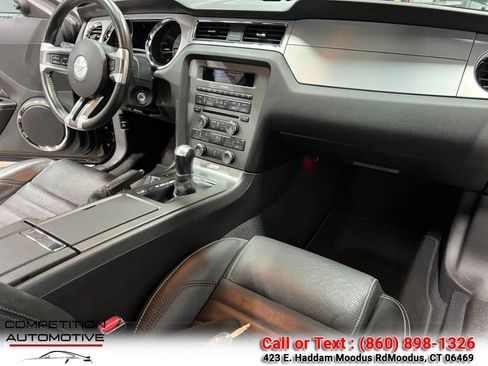 Used 2010 Ford Mustang GT Premium RWD image 19