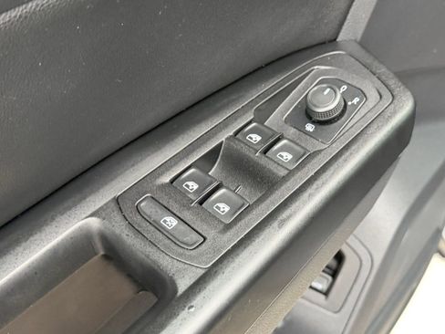 Used 2020 Volkswagen Atlas SE w/ Towing Package FWD image 12