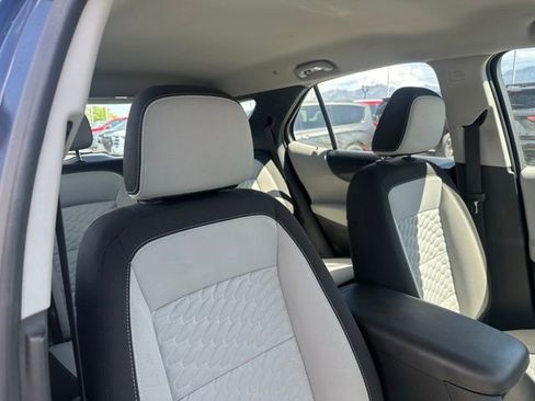 Certified 2020 Chevrolet Equinox LS AWD/4WD image 17