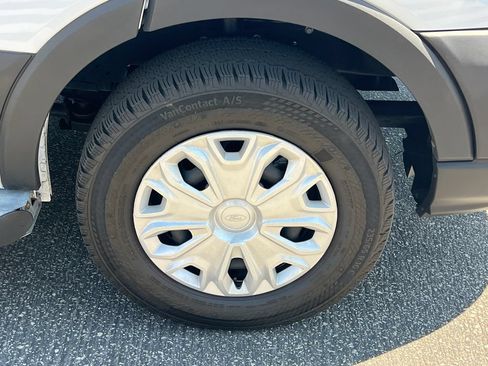 Certified 2025 Ford Transit 250 Low Roof w/ Exterior Upgrade Package RWD image 13