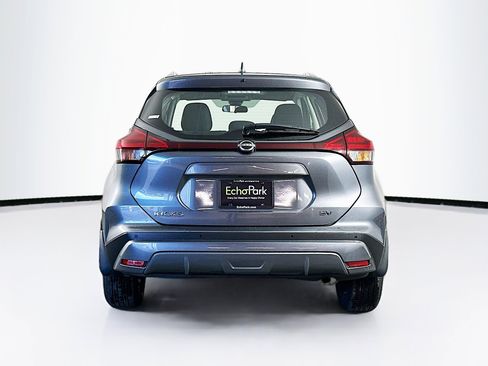 Used 2024 Nissan Kicks SV image 7