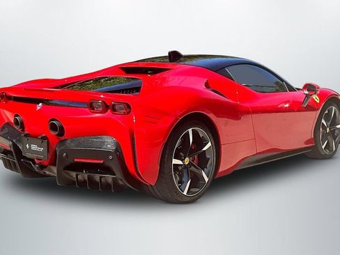 Used 2022 Ferrari SF90 Stradale AWD/4WD image 7