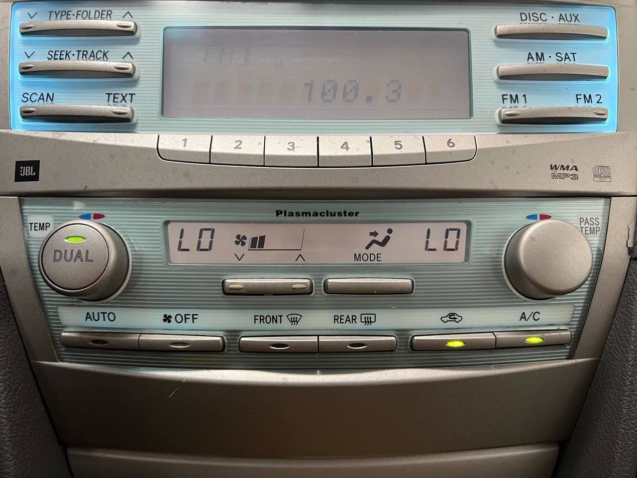 Used 2007 Toyota Camry XLE w/ Leather Pkg FWD image 19